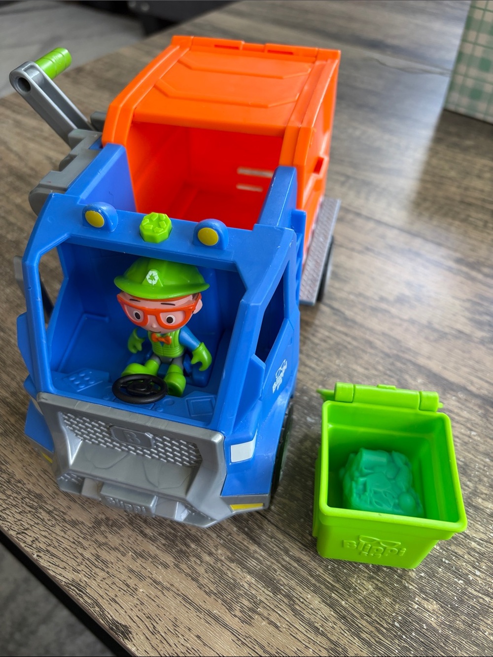 Blippi Recycling Truck Toy Set